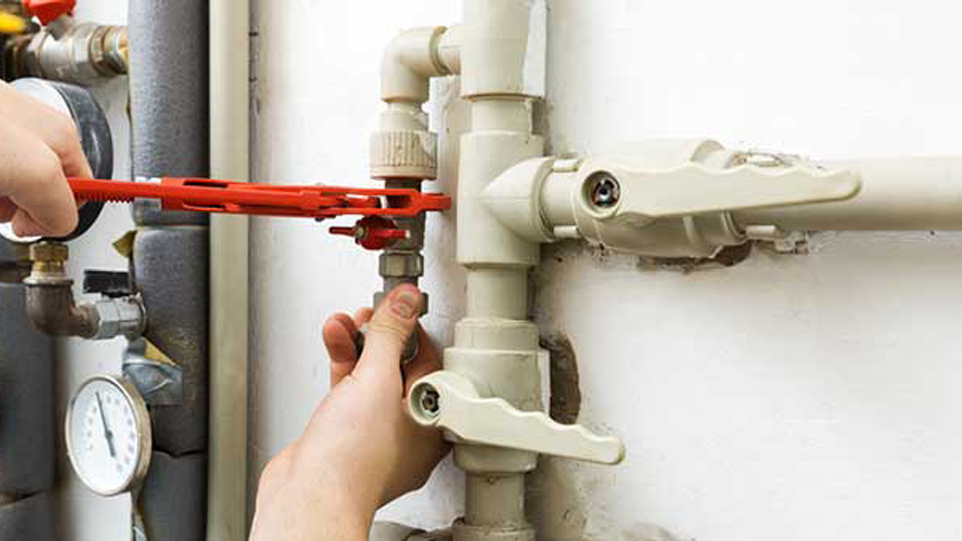 Gas pipe fittings, maintenance and repair